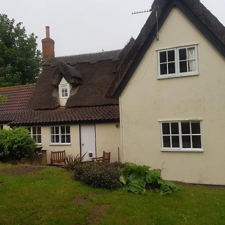 Burnt House Cottage Barking  Экстерьер фото